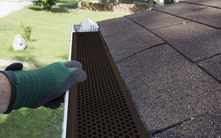 colocarrejillascubrecanalonesenvalledetrapaga 1920w