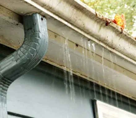 como arreglar goteras en las canaletas en bilbao