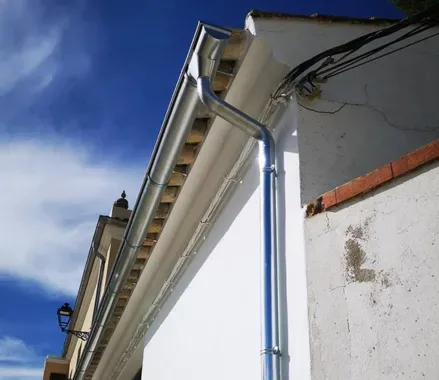 cuando no es conveniente instalar canalones de zinc