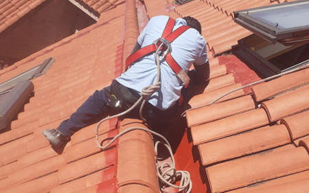 reparaciondegoterasenguernicayluno 1920w